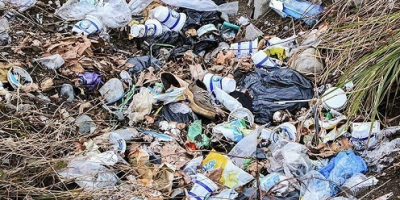 مطالبه جمع‌آوری زباله‌های جاده‌های گیلان