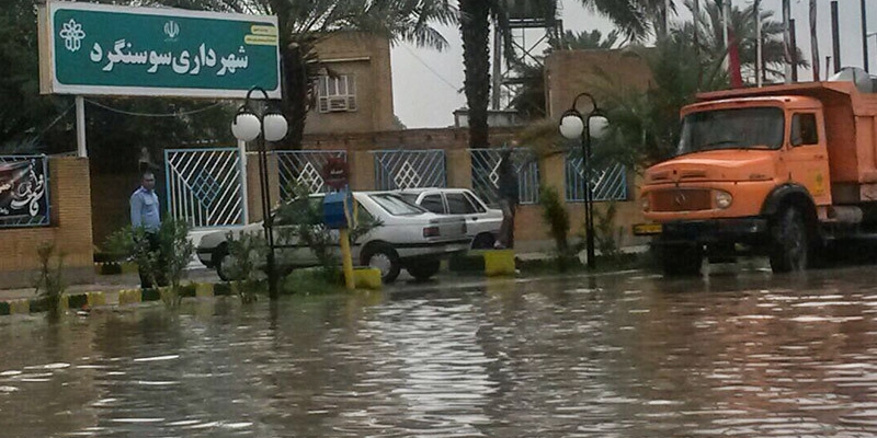 آب گرفتگی فجیع شهر سوسنگرد بعد از بارندگی ها | فارس من