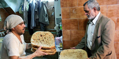 شکایت از فروش اجباری نان کنجدی توسط نانوایی‌ها