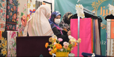 جشن تولد متفاوت از یک واحد عرضه‌کننده ملزومات حجاب در شهرقدس 